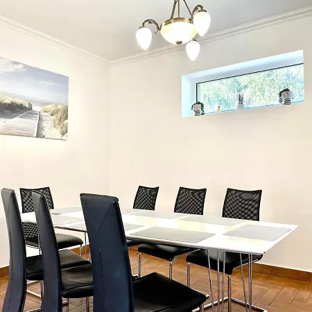 Holiday home With Jakuzzi And Sauna