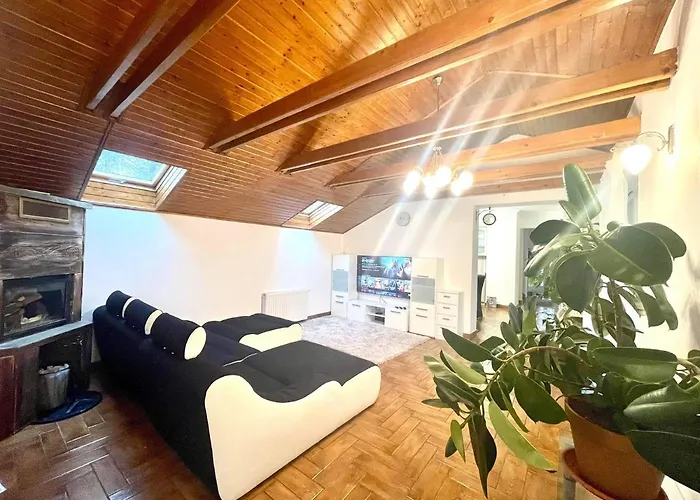 With Jakuzzi And Sauna Kisoroszi