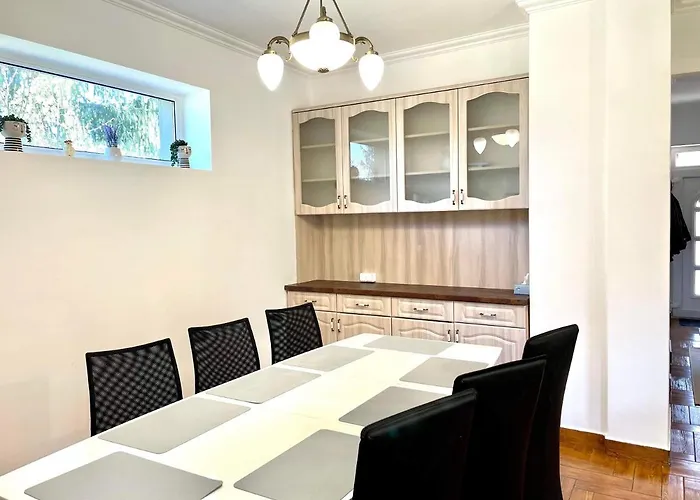 With Jakuzzi And Sauna Semesterbostad *