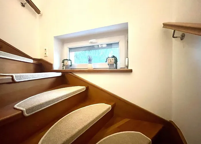 With Jakuzzi And Sauna Semesterbostad Kisoroszi