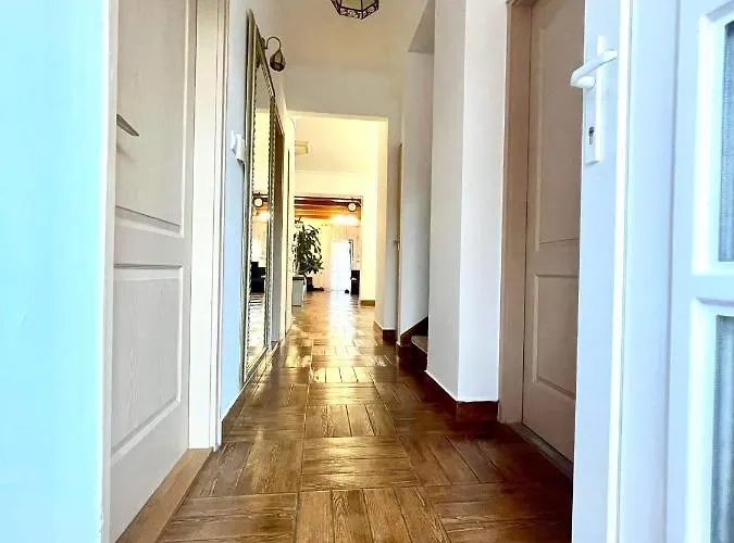 With Jakuzzi And Sauna *