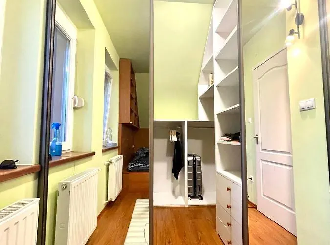 With Jakuzzi And Sauna Kisoroszi