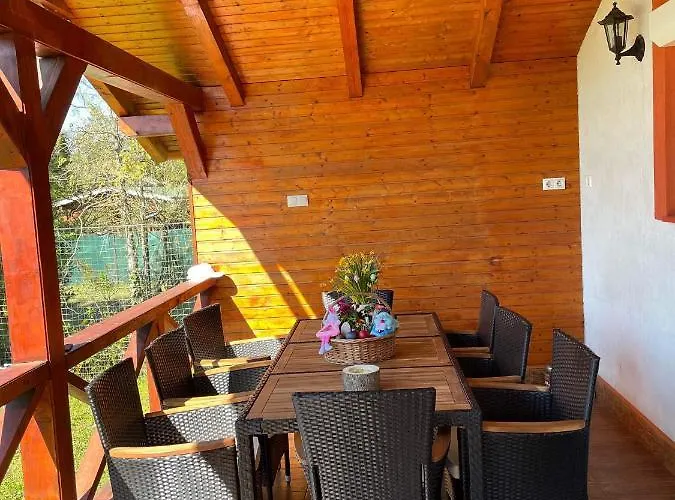 With Jakuzzi And Sauna Semesterbostad *