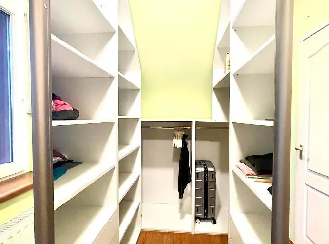 With Jakuzzi And Sauna Kisoroszi